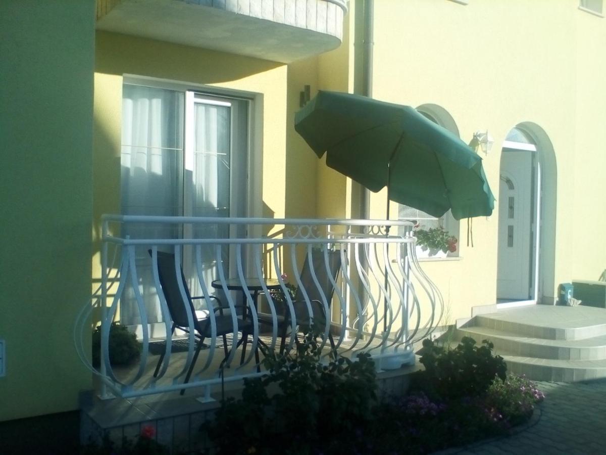 Ana Rooms Krk Town Habitación foto